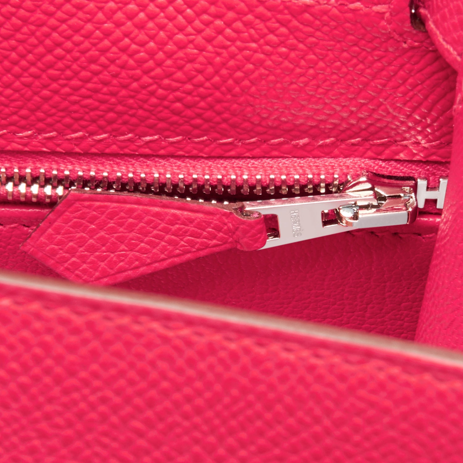 Hermes Kelly 28 Sellier Rose Extreme Pink Epsom Leather Gold Hardware – Lux  Addicts