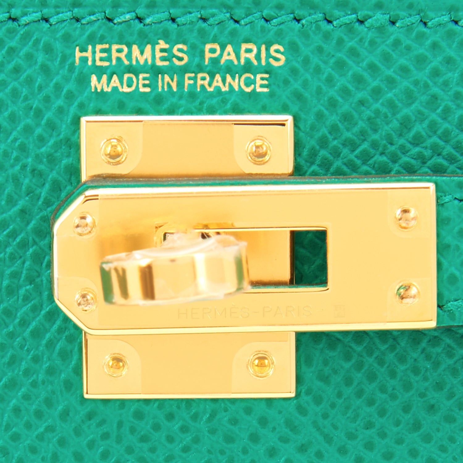 Hermes Mini Kelly 20cm Vert Amande VIP Epsom Gold Shoulder Bag, Z Stamp,  2021 at 1stDibs